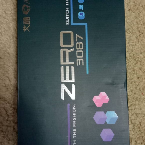 Ducky Zero 3087 mechanical keyboard, Cherry MX red switches - Picture 2 of 4